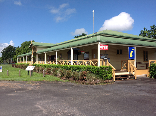 Tully visitor information centre rz