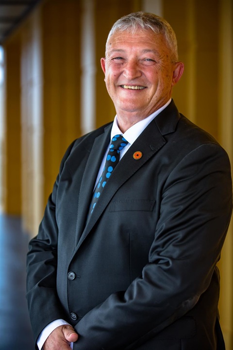 jeff baines councillor